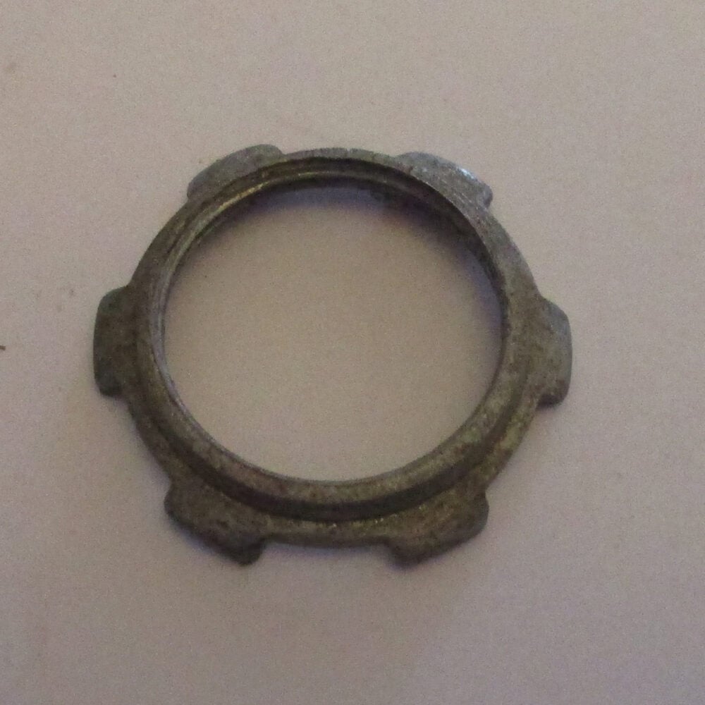 Locknut 1 1/8"OD w/Tabs, 13/16"ID