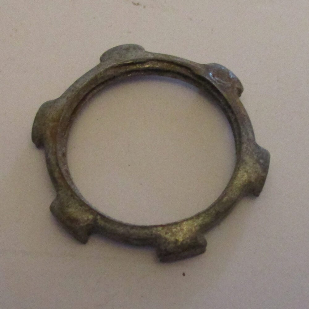 Locknut 1 3/8"OD with Tabs