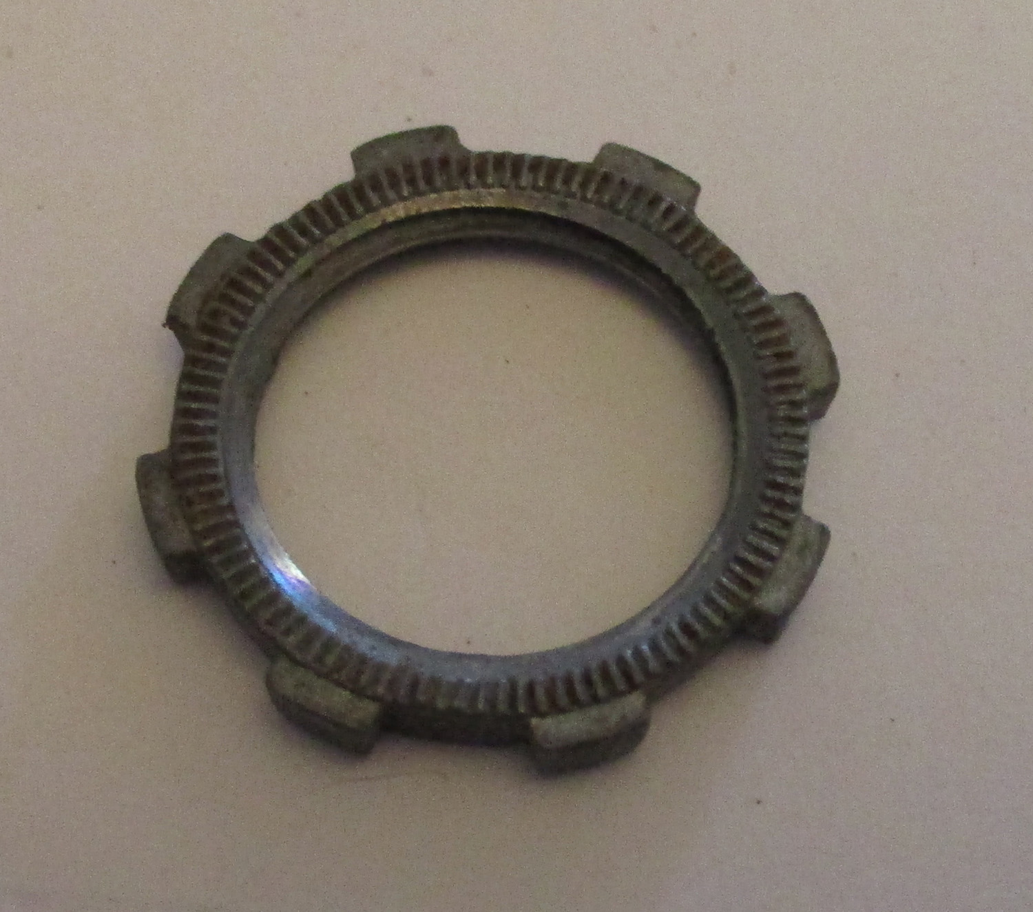 Locknut, 1 1/8"OD with Tabs 3 Locknut 1 1/8"OD with Tabs