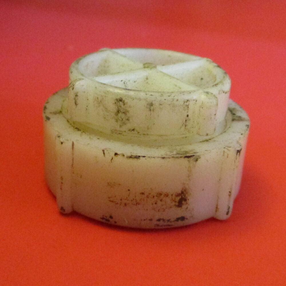 Connector Cap Plastic 1 1/4"OD o/all