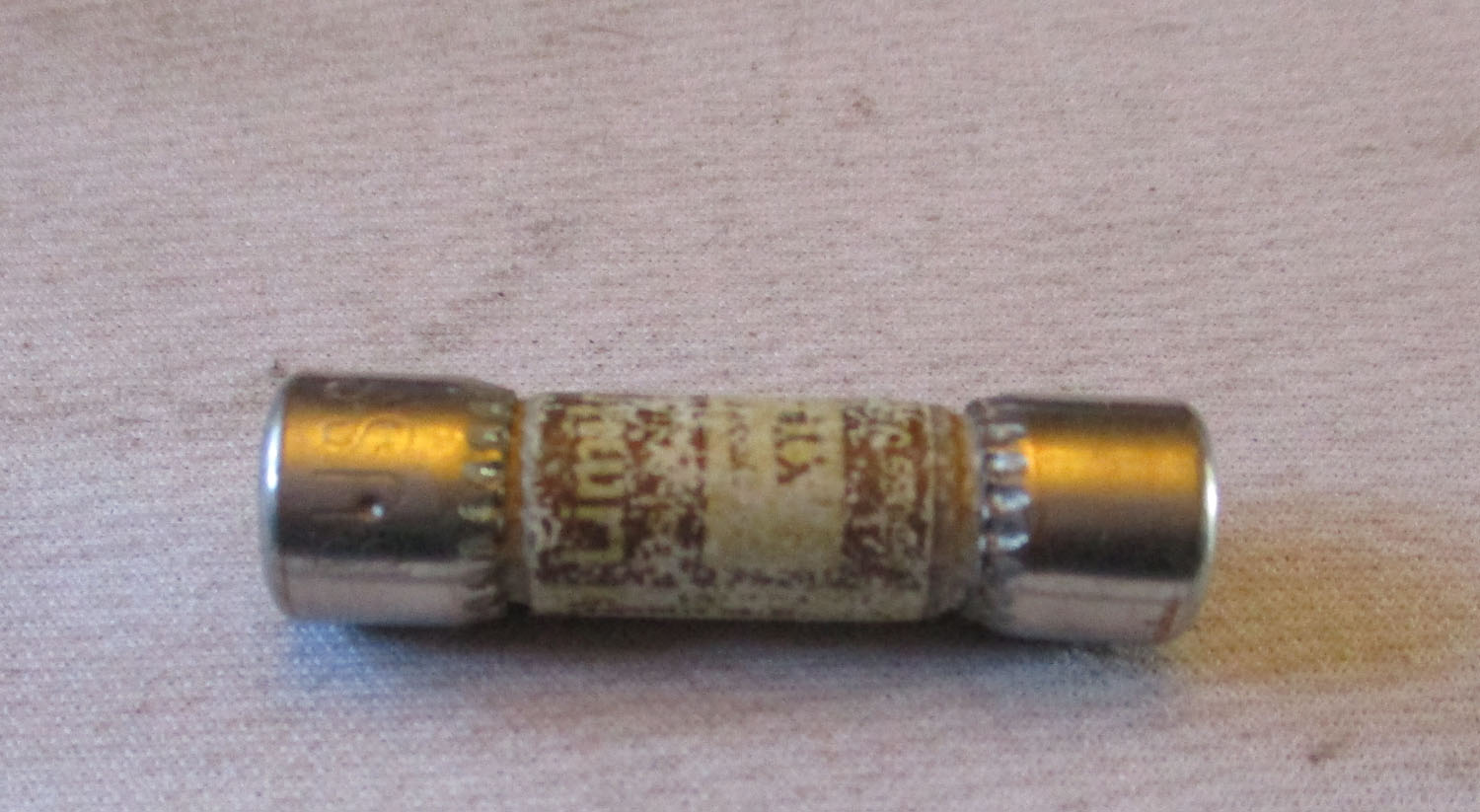 Fuse Cartridge 15Amp Time Delay 1 3/8&Quot;L