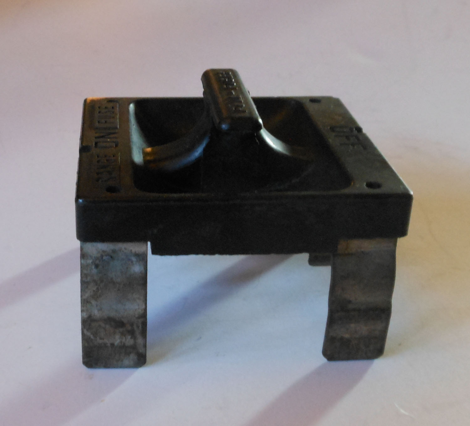 Holder Fuse 2 3/4&Amp;Quot; By 3&Amp;Quot; O/All