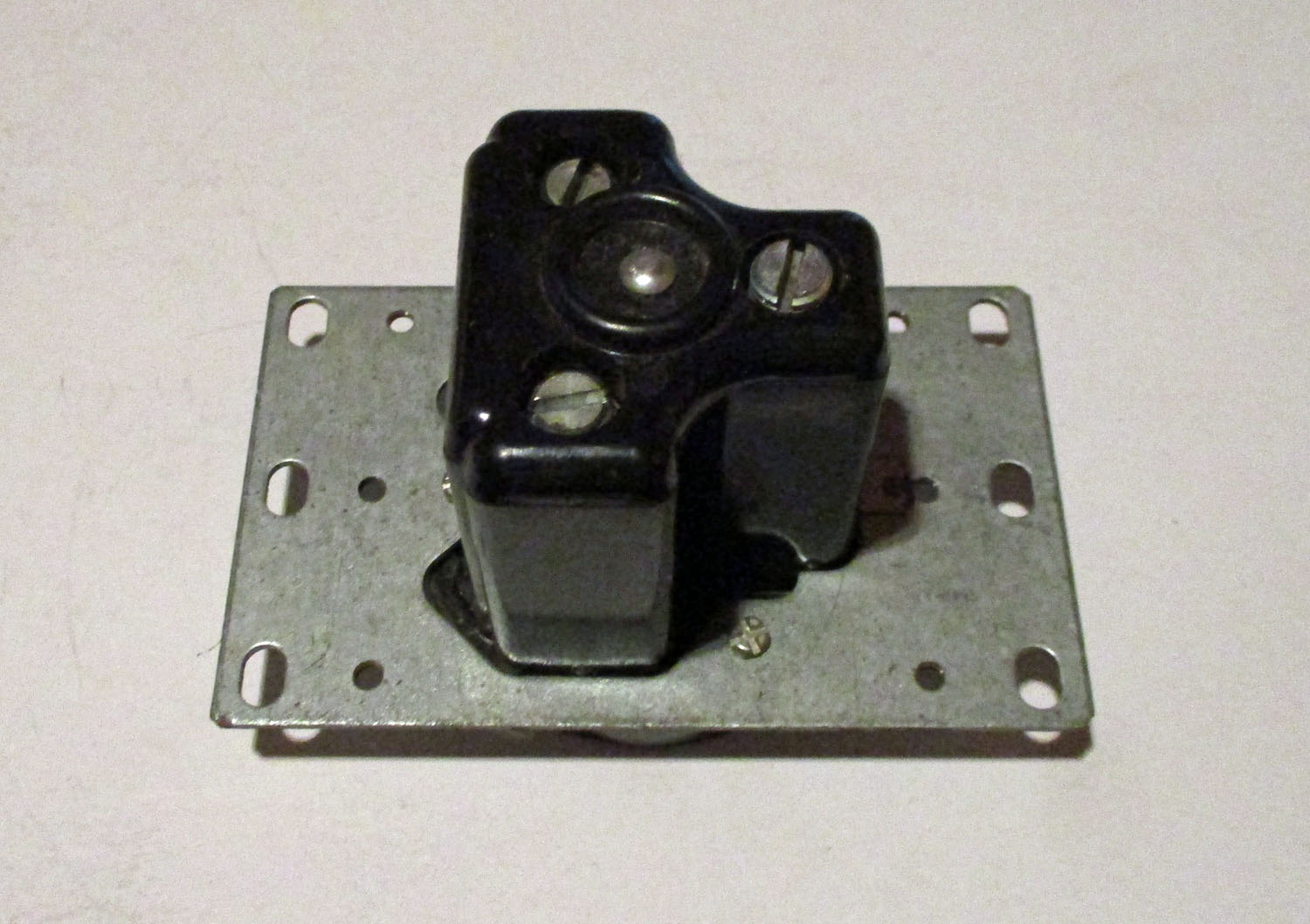 Flush Mount Receptacle 3 Receptacle 1 Gang Single Flush 50AMP 125/250V