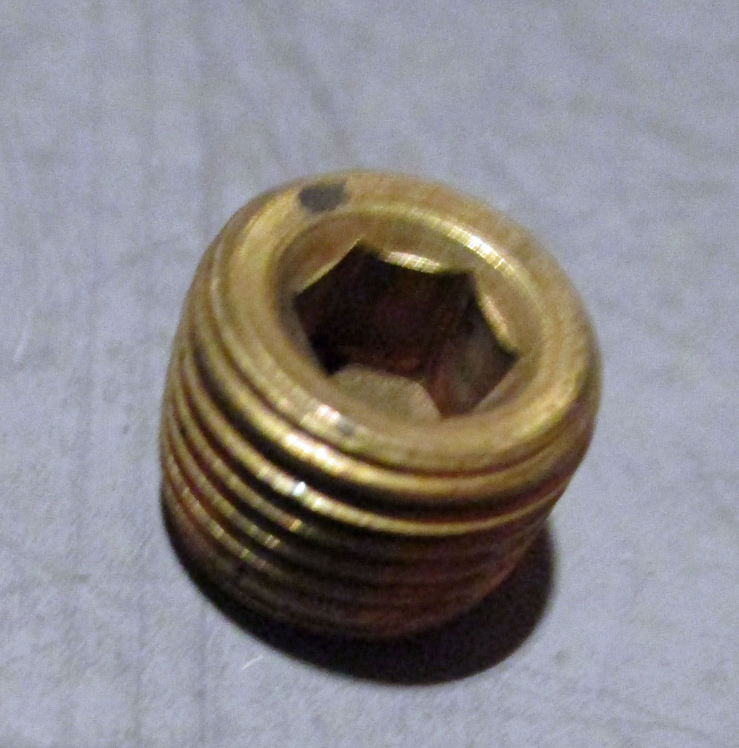 Nut Pipe .13 Npt/19 Hex Socket