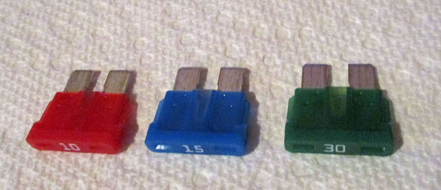 Fuse Blade 10/15/30 Amp 32Vdc Pkg Of 3