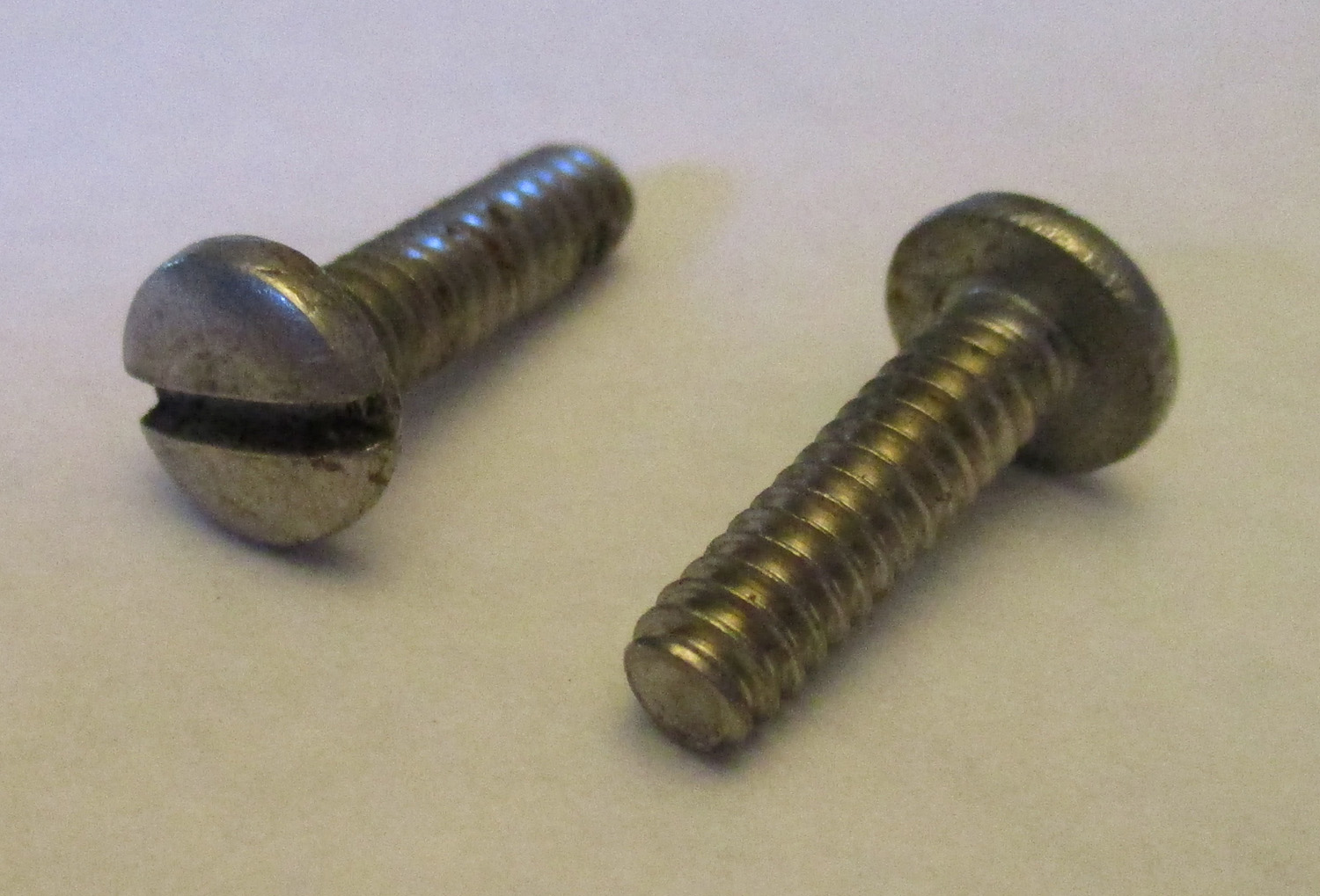 Screw, PH Slotted 9/16"L, 6-32 THD SZ, Pkg/2 3 Screw, SL PN, #6-32 THD SZ, 9/16"L Pkg of 2