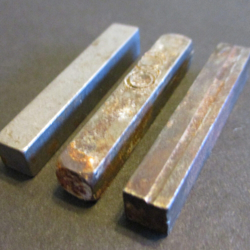 Key, Sq. Flat Shaft Ss 1 1/2&Quot;L 1/4&Quot; X 1/4&Quot; W Pkg./3