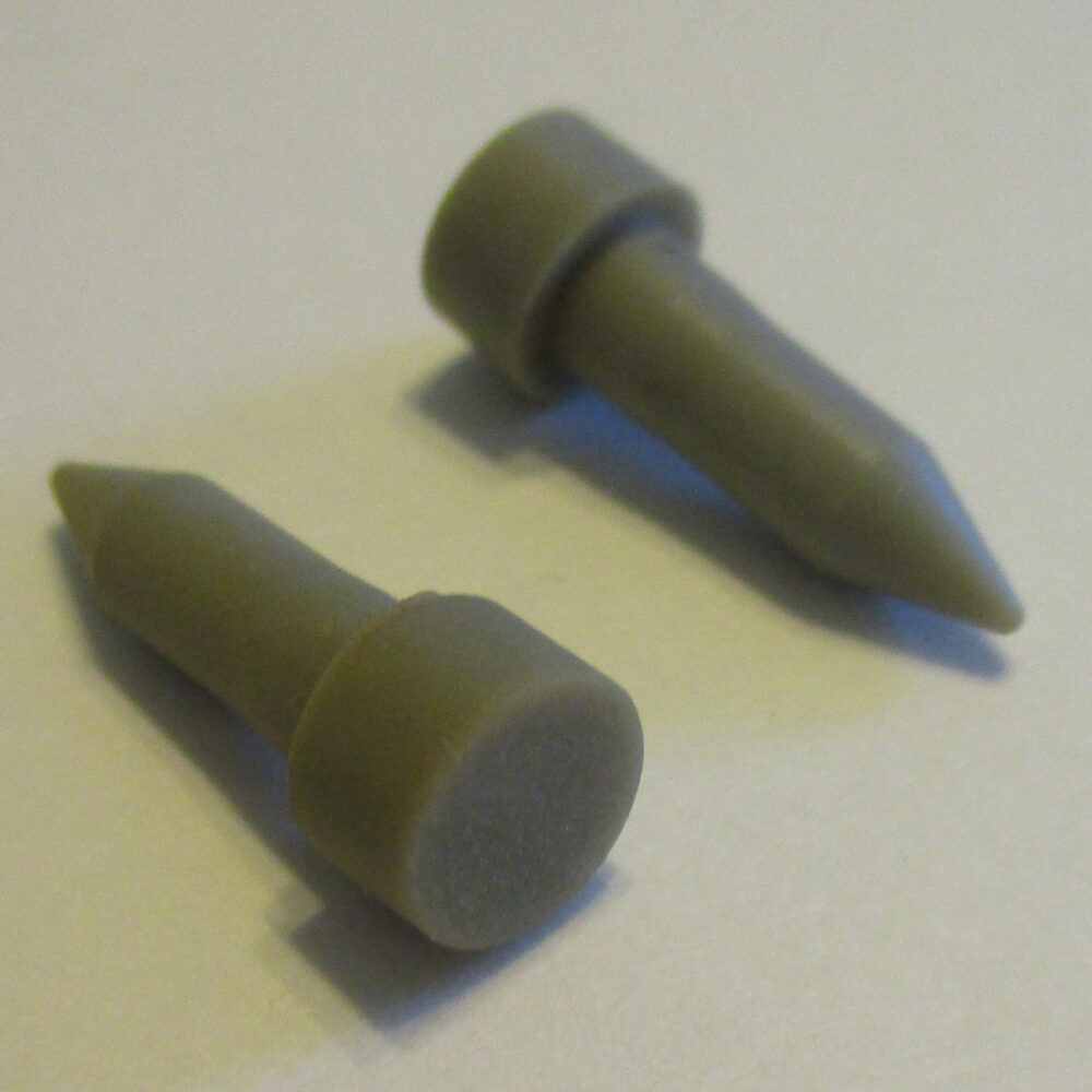 Pegs, Plastic,11/16"L, 1/8"OD Pkg./2