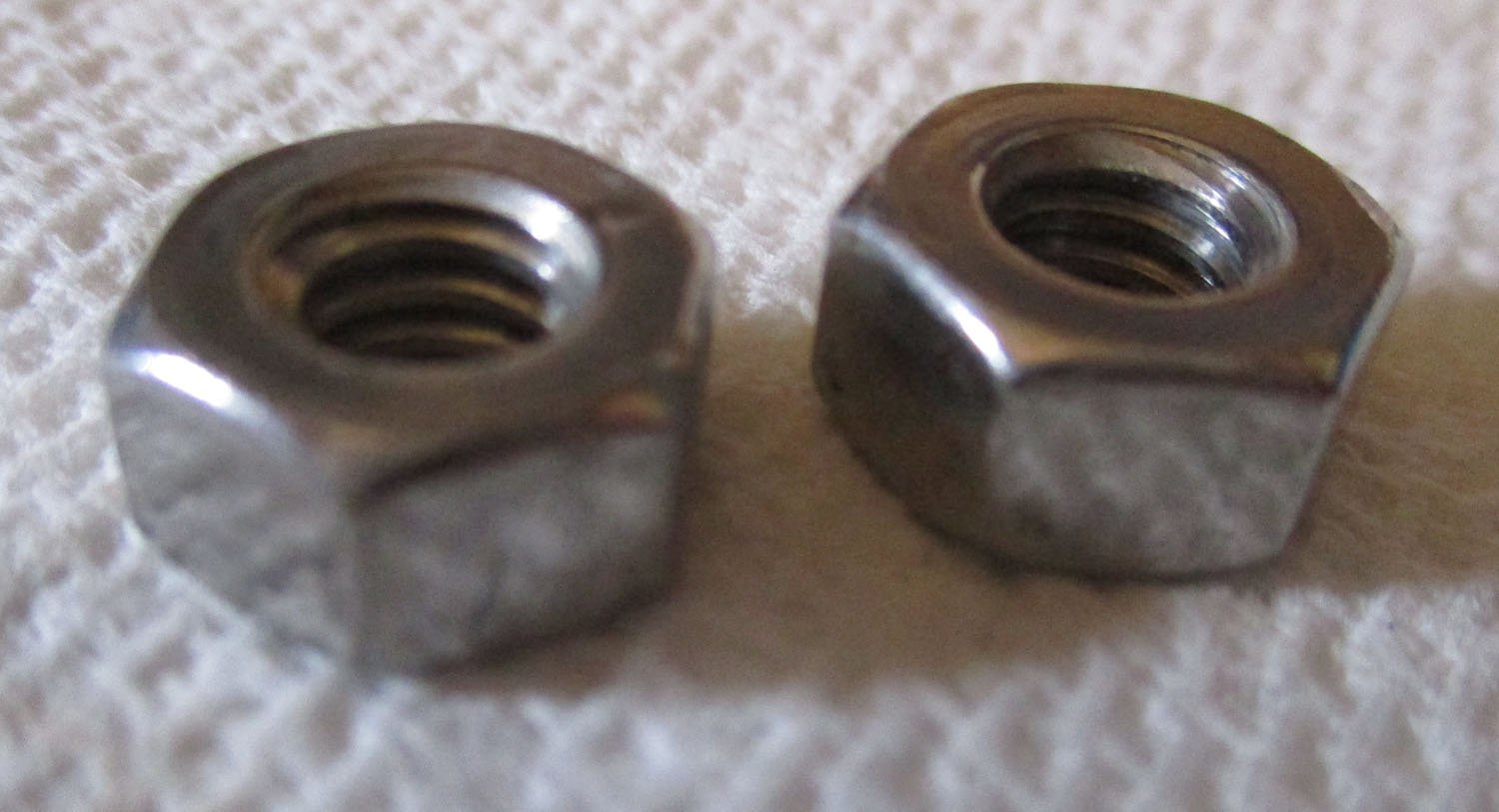 Nut Hex 3/16&Quot;Id 1/4-20 Thd Sz Pkg Of 2