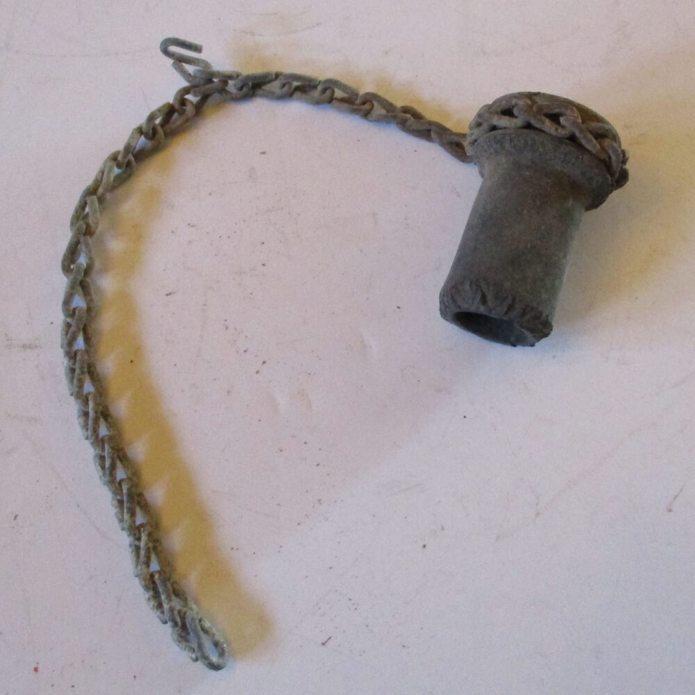 Plug w/Chain 2 3/16"L