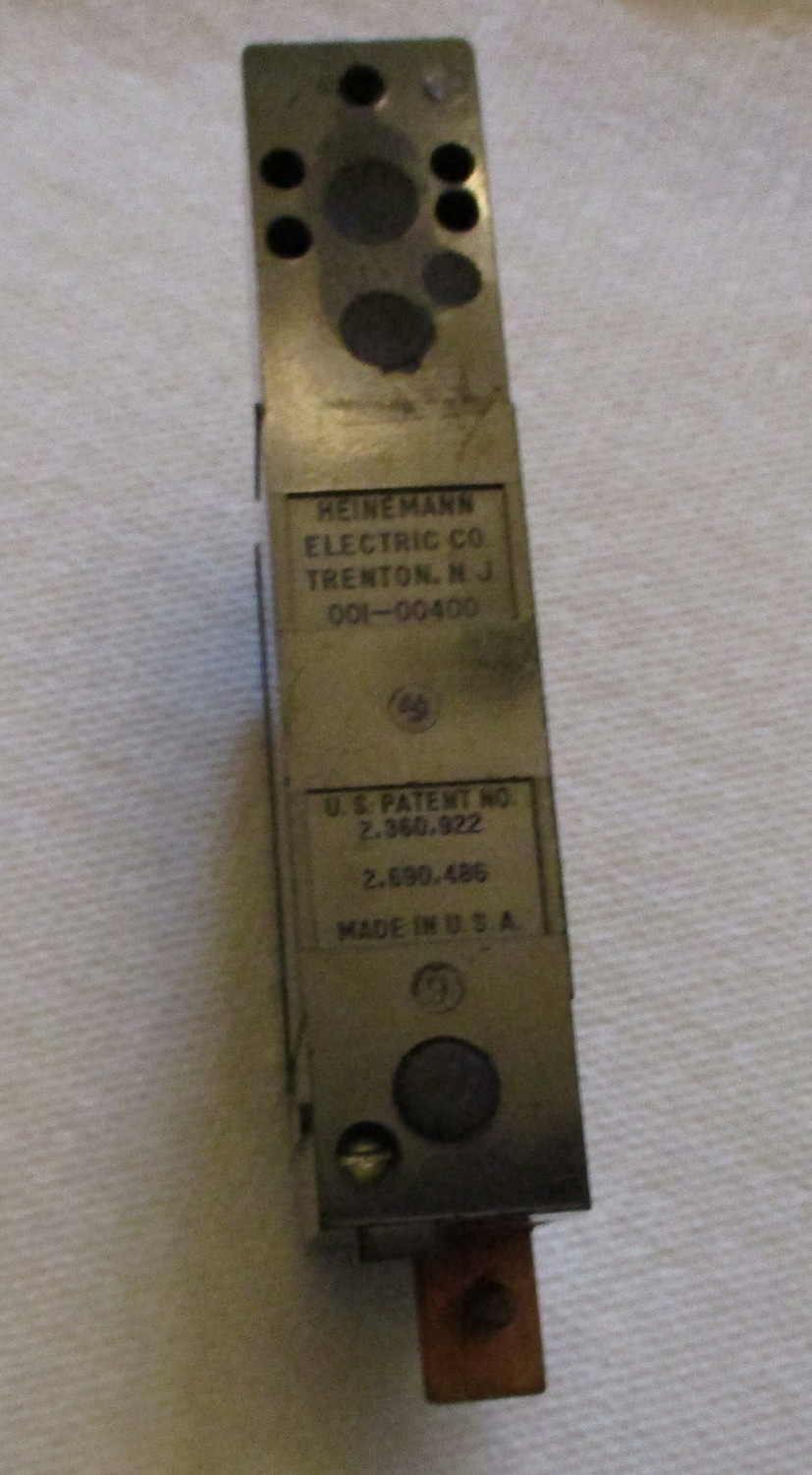 Breaker 120/240V 1 Pole - Image 5